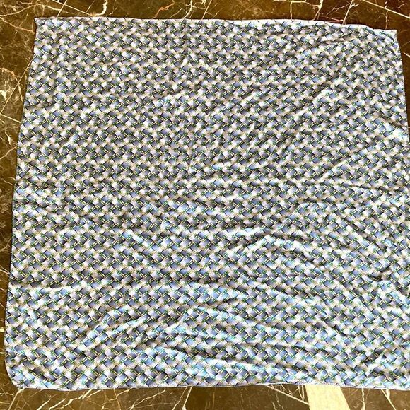 Mulberry silk scarf   - Picture 3 of 8